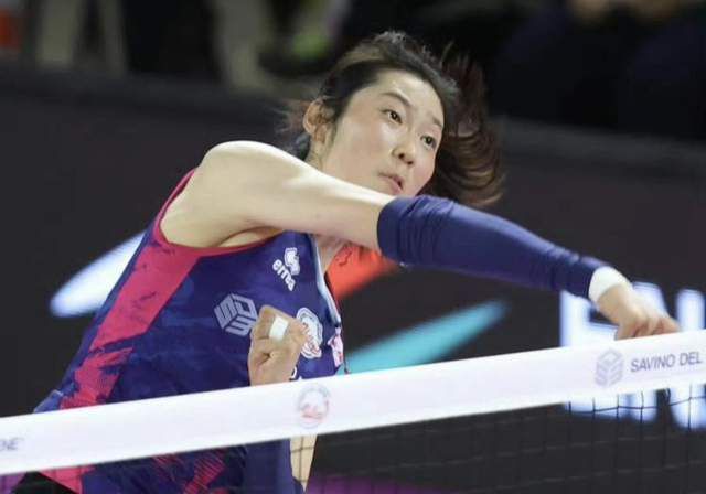 X 唐朝美学电影《长安的荔枝》讲述唐代小吏李善德从岭南千里送荔枝到长安的小人物拼搏故事。
