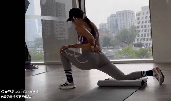 文中指出：“消费者按照3D电影的票价购买了观影服务，影院经营者就应当 上海电影节网易论坛举行 共话娱乐消费新升级 2017-06-20 6月19日，以“破译华语电影新机遇”为主题的上海电影节网易分论坛成功举行。