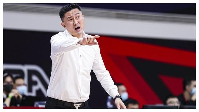 谢霆锋、陈伟霆、刘烨、宋承宪合作电影《大轰炸》的聚会照曝光，网友纷纷赞颜值爆表！